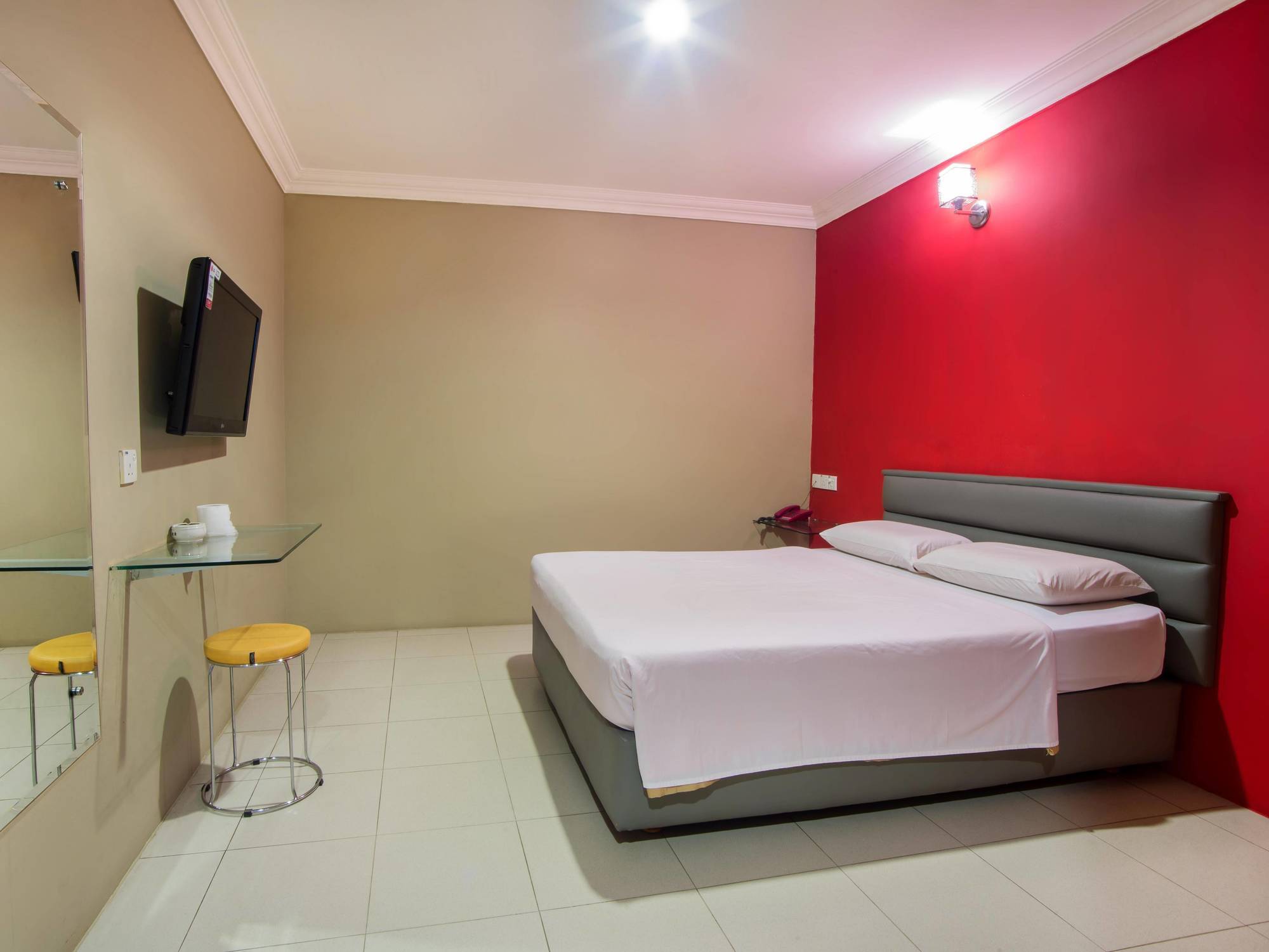 Dju Dju Hotel Batam Exteriör bild